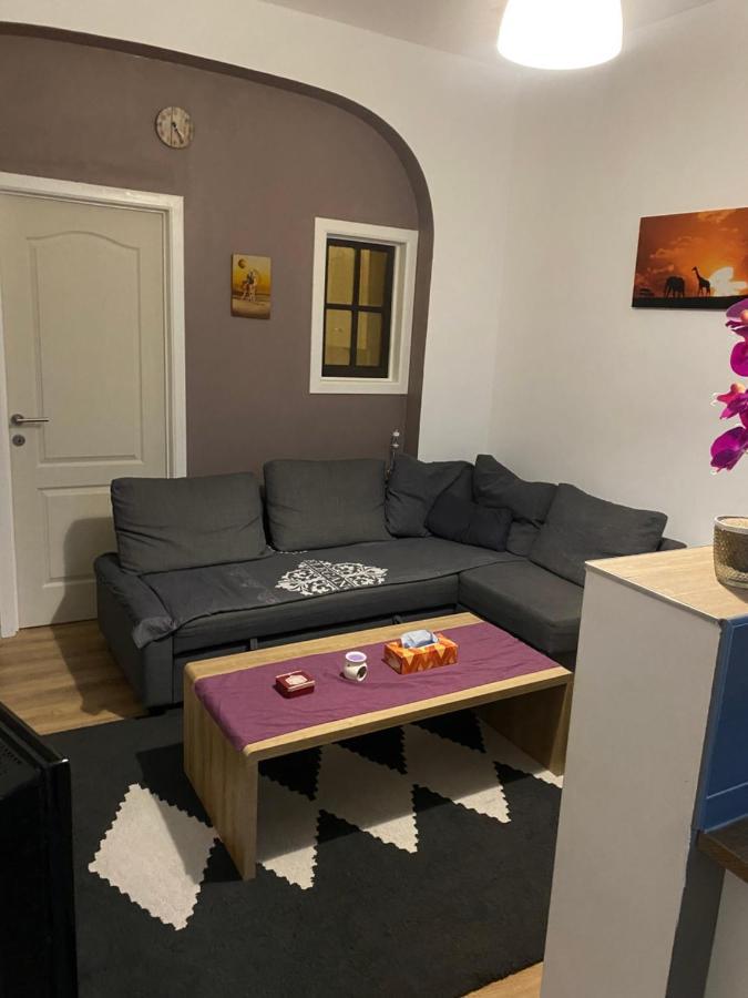 Superbe Appartement Charleroi Exterior photo
