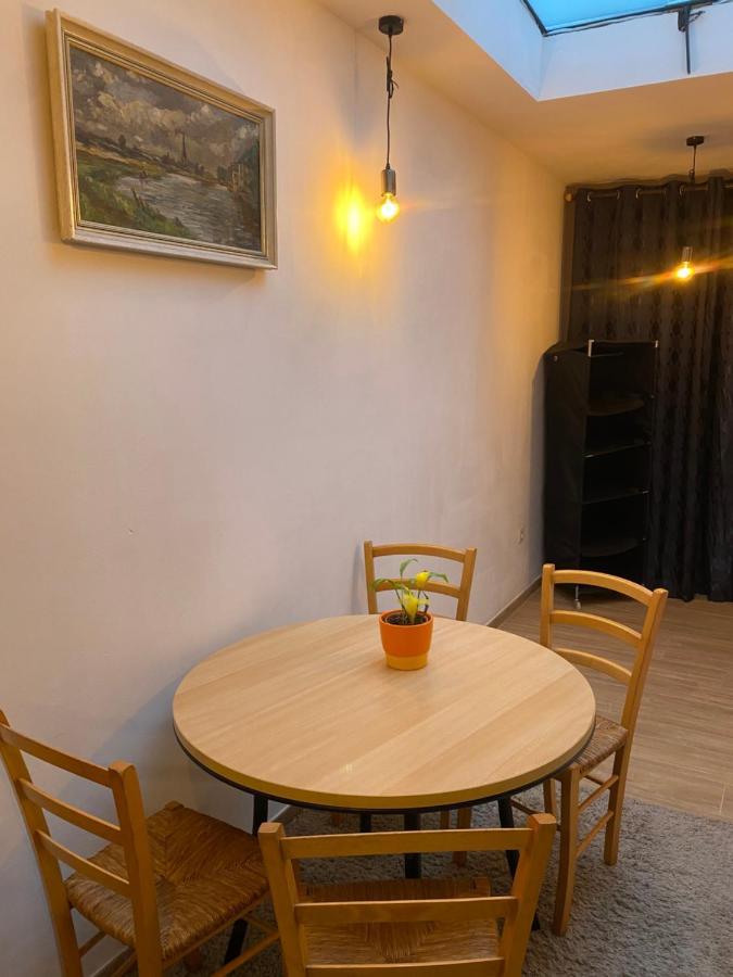 Superbe Appartement Charleroi Exterior photo